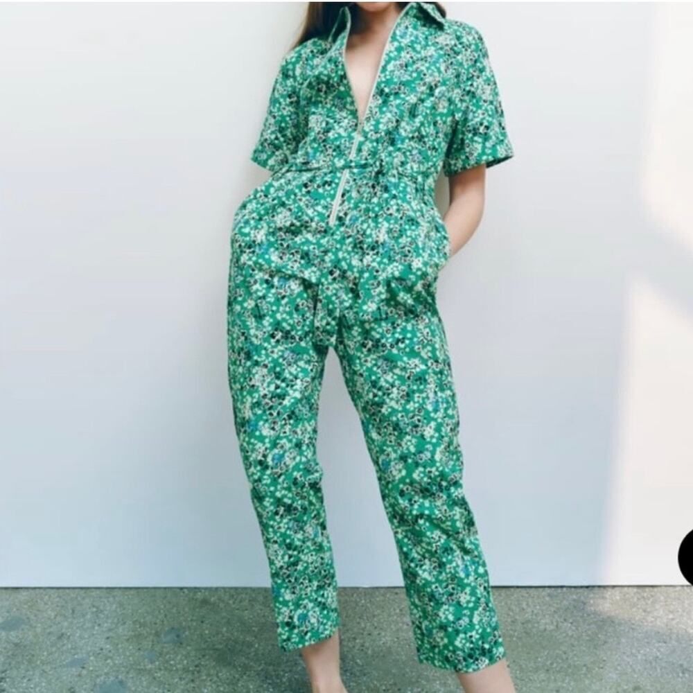 NWT Zara Green Floral Zip Front Jumpsuit Size XS